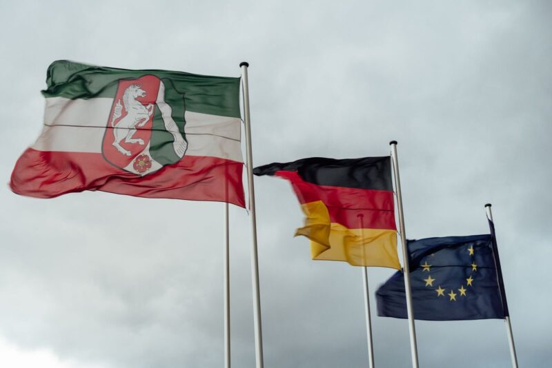NRW-Umfrage 2026: CDU verliert weiter, AfD zieht erstmals mit SPD gleich