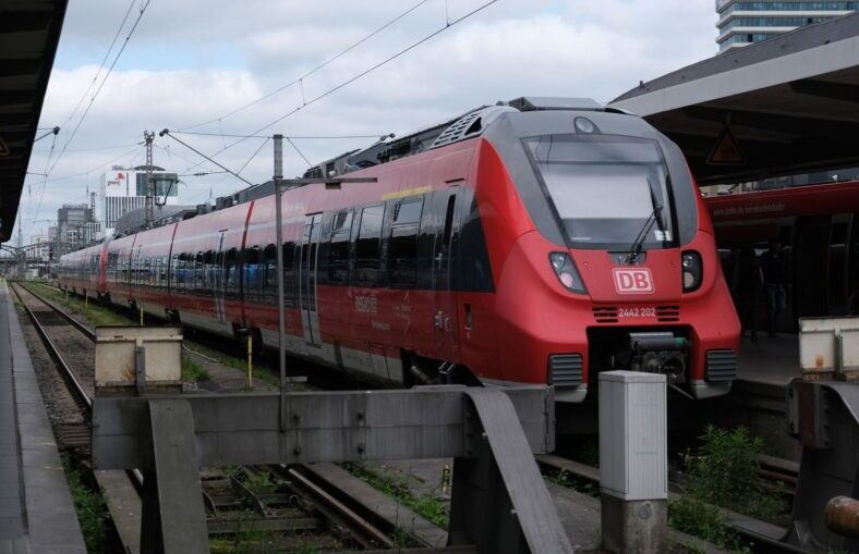 Bahn-Sperrung Düsseldorf-Köln: Vollsperrung ab 21.08.2026 sorgt für Unmut